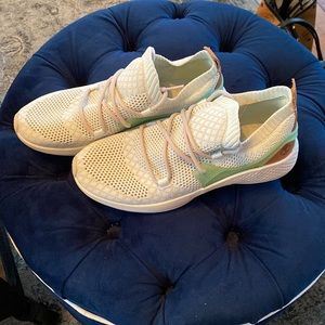 Timberland sneakers - like new